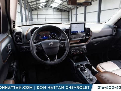 Used 2021 Ford Bronco Sport Outer Banks AWD/4WD image 15