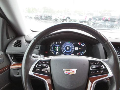 Used 2019 Cadillac Escalade Premium Luxury AWD/4WD image 41