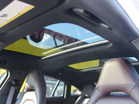 Used 2022 Porsche Panamera 4 AWD/4WD image 22