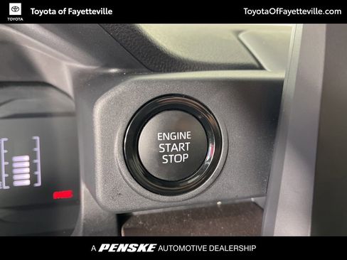 Certified 2025 Toyota Tacoma SR5 w/ SR5 Upgrade Package AWD/4WD image 27