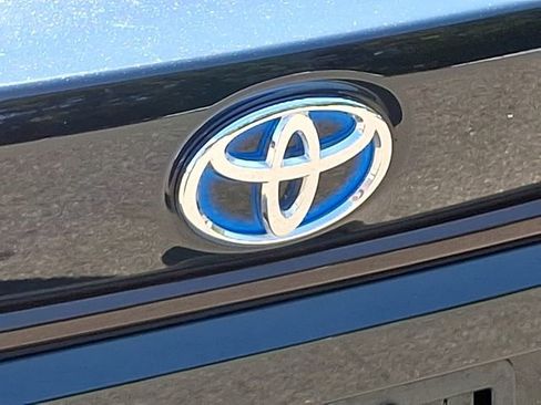 Used 2024 Toyota Corolla LE image 32