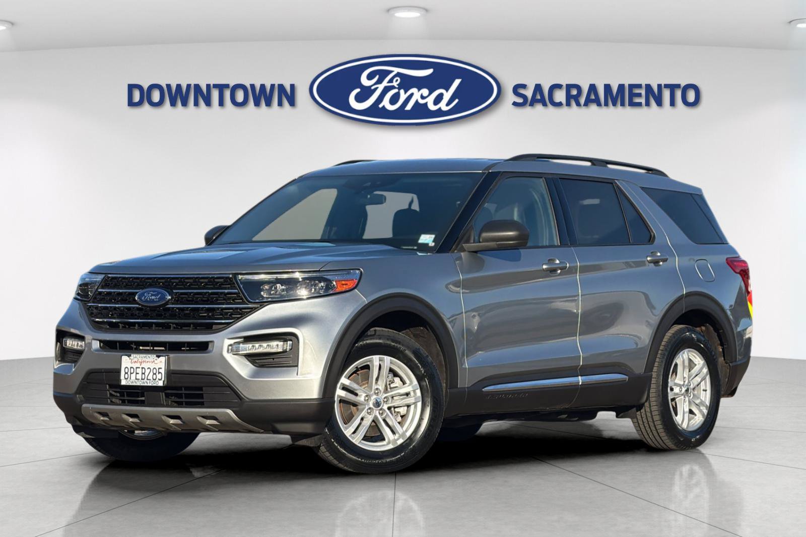 Used 2020 Ford Explorer XLT w/ Equipment Group 202A AWD/4WD image 1