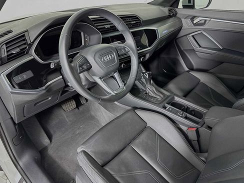 Used 2023 Audi Q3 2.0T Premium Plus w/ Premium Plus Package AWD/4WD image 4