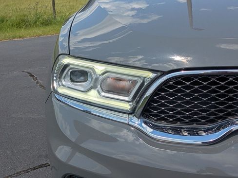 Used 2021 Dodge Durango SXT w/ 3rd Row Seating Group RWD image 9