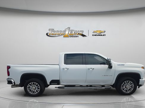 Used 2023 Chevrolet Silverado 2500 High Country w/ Z71 Off-Road Package AWD/4WD image 9