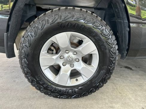 Used 2023 RAM 1500 Big Horn RWD image 22