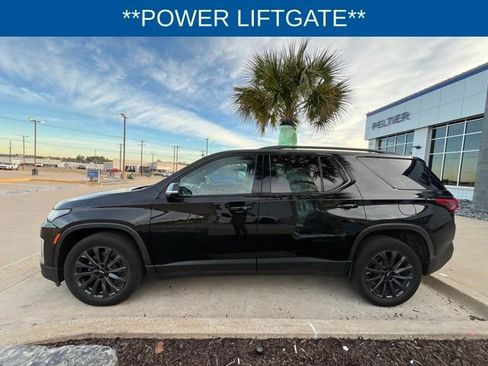Used 2022 Chevrolet Traverse RS w/ LPO, Floor Liner Package image 5
