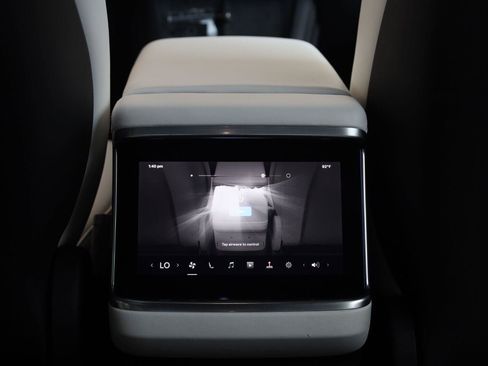Used 2023 Tesla Model X AWD/4WD image 31