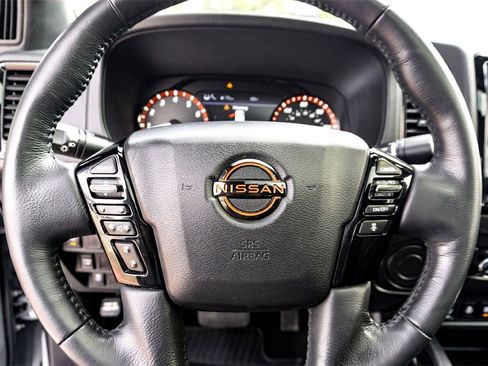 Used 2022 Nissan Frontier Pro-X w/ Pro-X Premium Package image 17