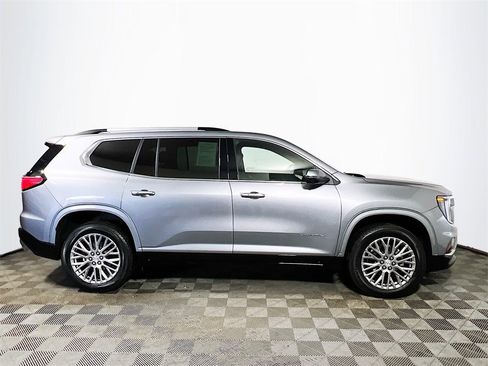 Used 2025 GMC Acadia Denali w/ LPO, Floor Liner Package image 9