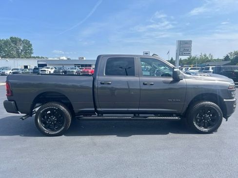 New 2026 RAM 2500 Big Horn AWD/4WD image 6