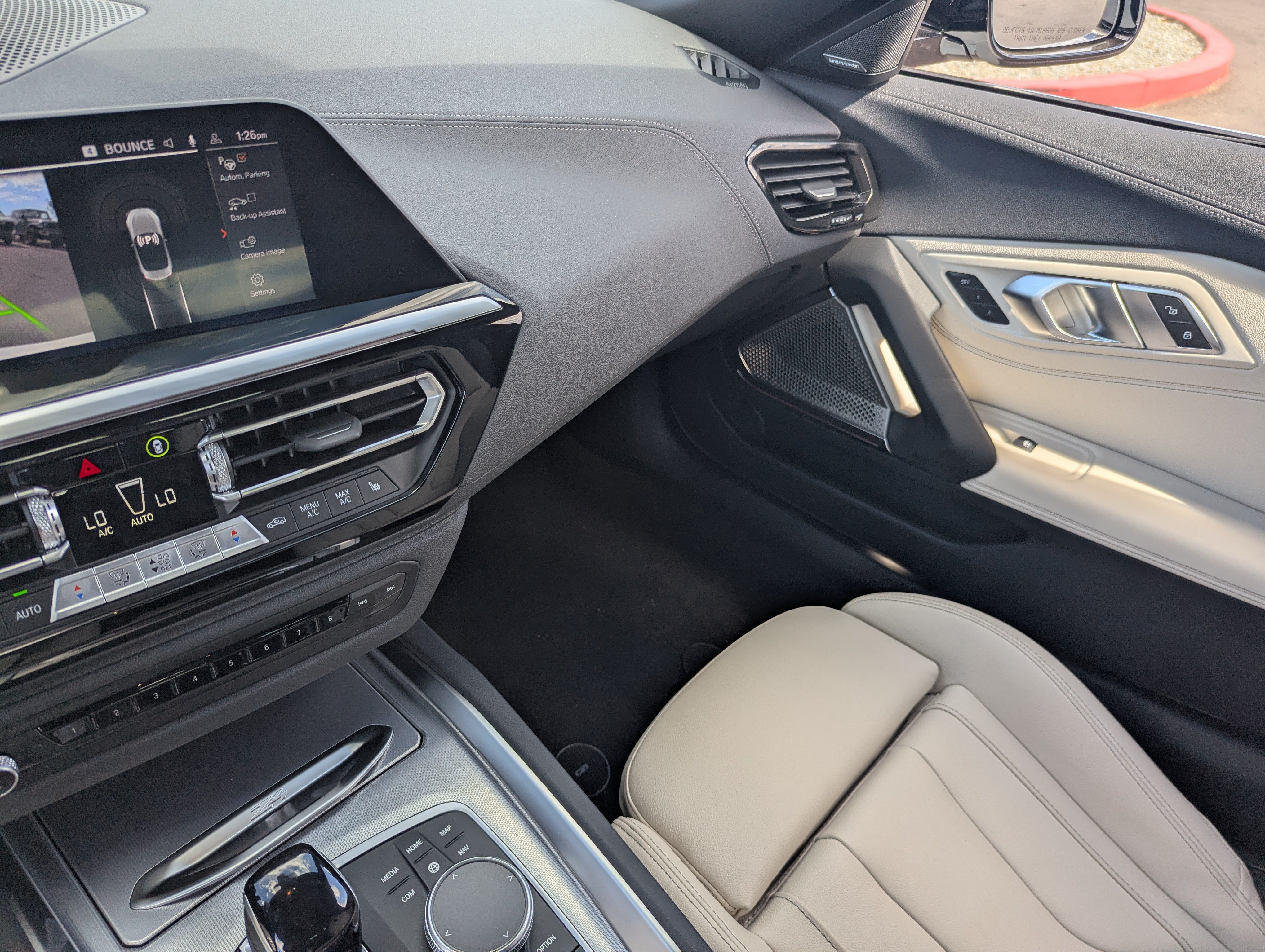 Used 2026 BMW Z4 sDrive30i w/ Premium Package RWD image 19