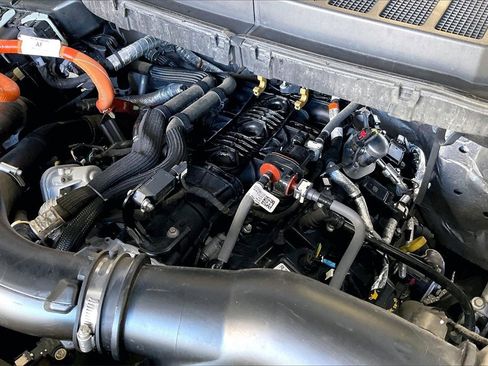 Used 2024 Ford F150 XLT w/ Mobile Office Package image 28