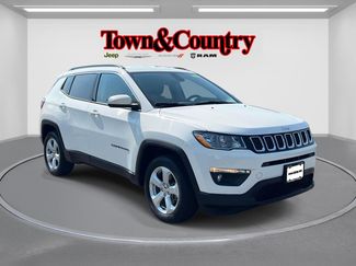 Certified 2019 Jeep Compass Latitude w/ Popular Equipment Group image 1