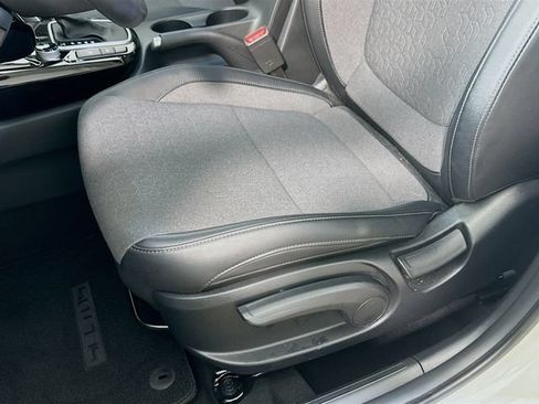 Used 2024 Kia Seltos X-Line AWD/4WD image 8