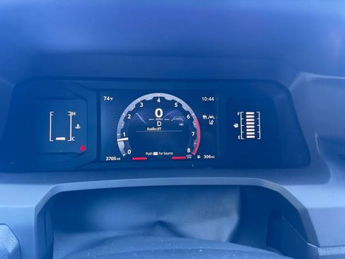 Used 2025 Toyota Tacoma SR5 RWD image 11