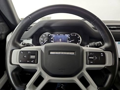 Used 2023 Land Rover Defender 90 S image 20