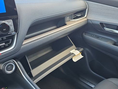 New 2025 Toyota Grand Highlander FWD image 29