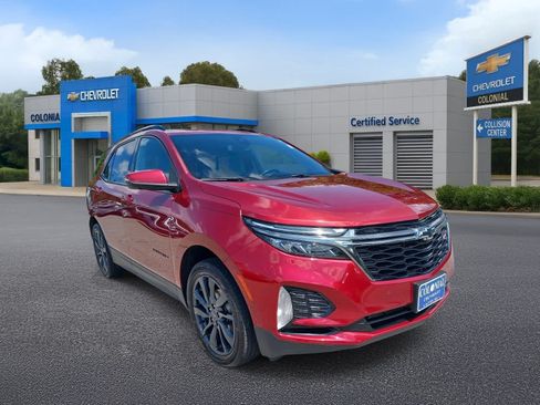 Used 2022 Chevrolet Equinox RS w/ RS Leather Package AWD/4WD image 2