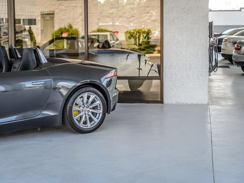 Used 2016 Jaguar F-TYPE Convertible RWD image 57