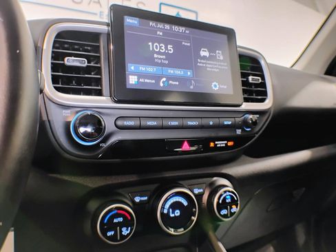 Used 2021 Hyundai Venue SEL FWD image 48