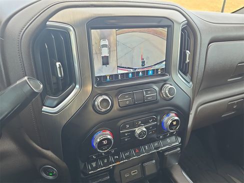 Used 2021 GMC Sierra 3500 Denali w/ Denali Ultimate Package image 24