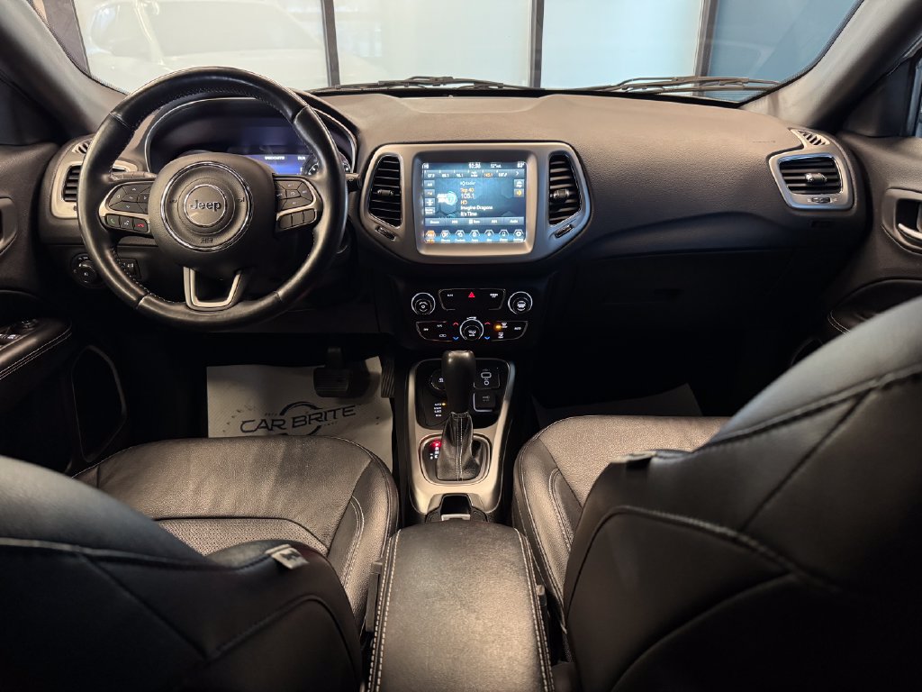 Used 2021 Jeep Compass Latitude AWD/4WD image 9