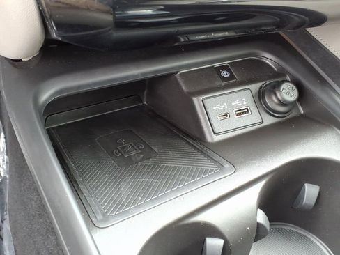 Used 2023 INFINITI QX50 Sensory image 22