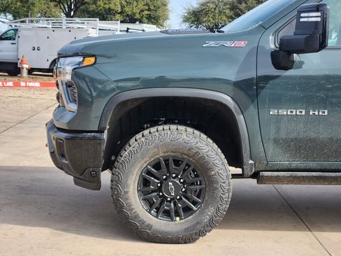 New 2026 Chevrolet Silverado 2500 ZR2 image 16