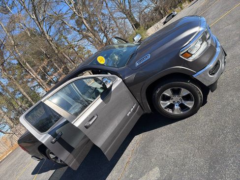 Used 2021 RAM 1500 Laramie image 32