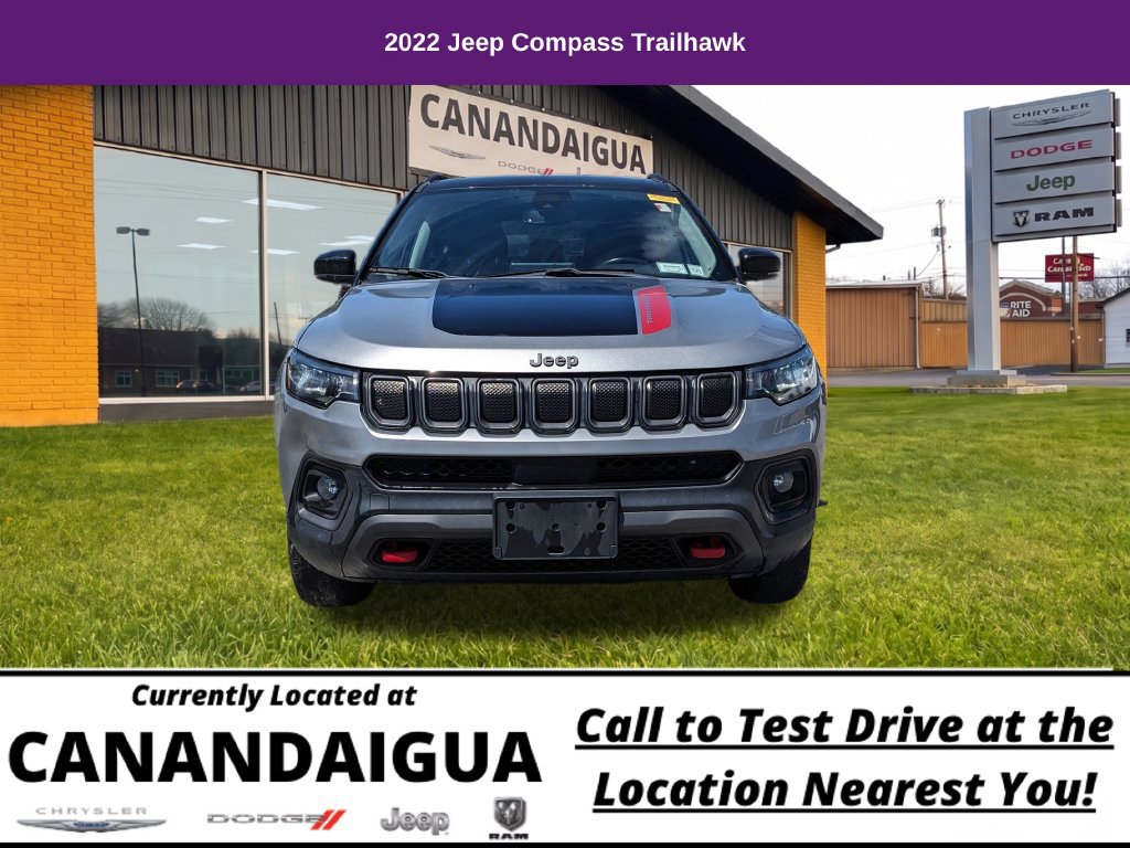 Used 2022 Jeep Compass Trailhawk w/ Trailhawk Convenience Group AWD/4WD image 5