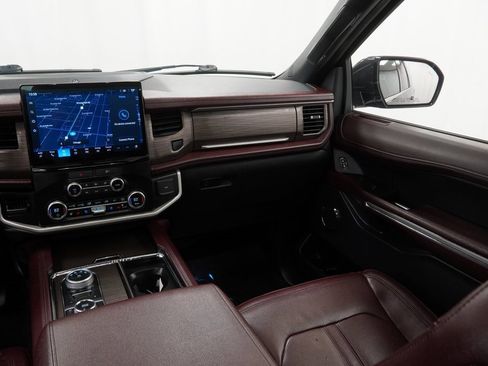 Used 2023 Ford Expedition Max Limited image 28