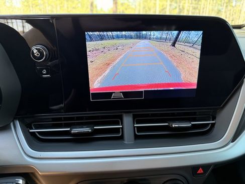 New 2026 Chevrolet Trax LS w/ LS Convenience Package image 20