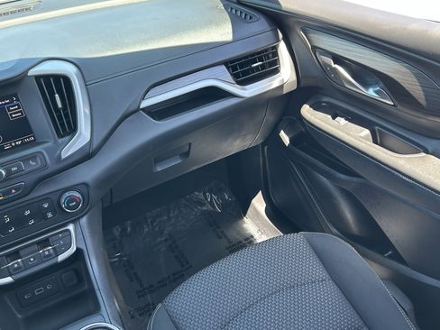 Certified 2024 GMC Terrain SLE FWD image 19