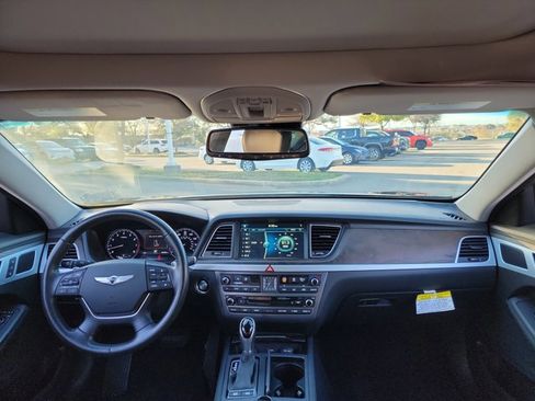 Used 2015 Hyundai Genesis 3.8 w/ Option Group 04 image 17