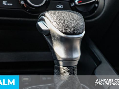 Used 2025 Kia Soul LX w/ LX Technology Package FWD image 41