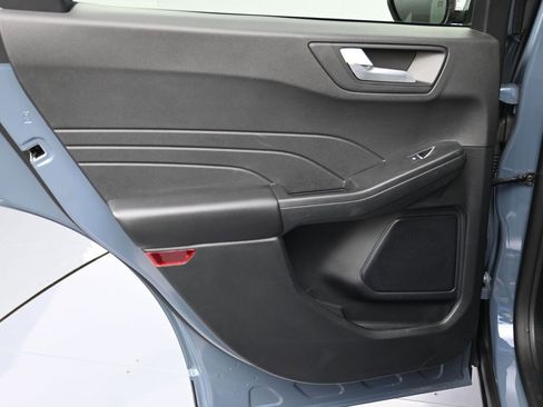 Certified 2025 Ford Escape SE w/ Class II Trailer Tow Package image 21