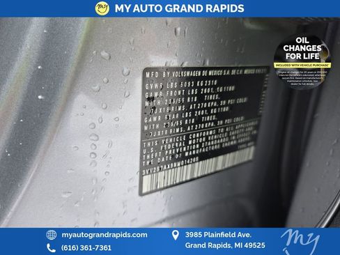 Used 2022 Volkswagen Tiguan SE image 35