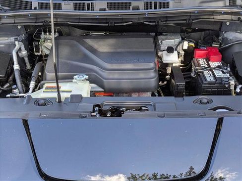 Certified 2023 Nissan Leaf S image 22