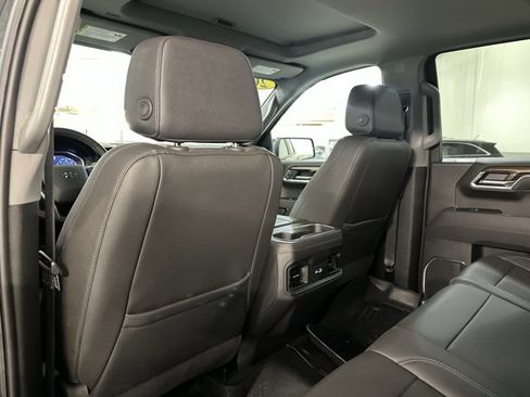 Used 2025 Chevrolet Silverado 1500 LT Trail Boss w/ Convenience Package II image 19