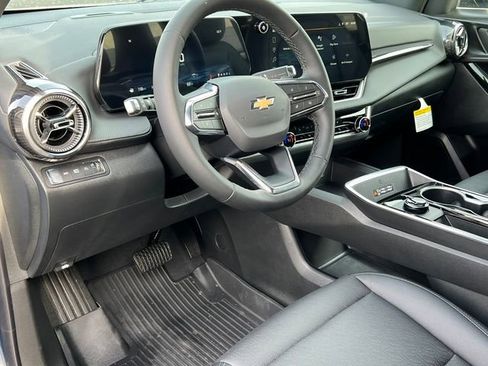 New 2026 Chevrolet Equinox LT w/ Convenience Package II image 14