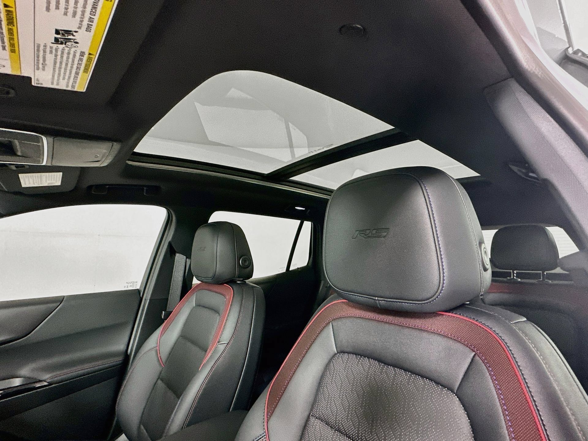 Used 2026 Chevrolet Equinox RS w/ Safety and Technology Package FWD image 23