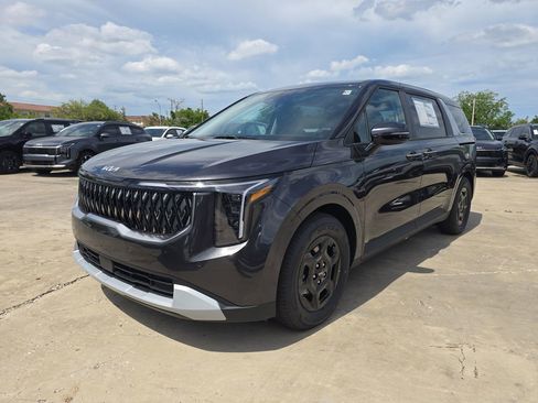 New 2026 Kia Carnival FWD image 4