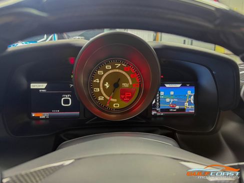 Used 2022 Ferrari F8 Tributo image 13