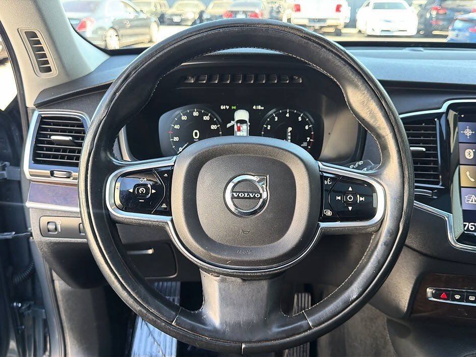 Used 2016 Volvo XC90 T6 Momentum w/ Momentum Plus Package AWD/4WD image 6