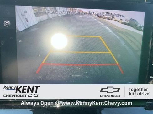 Used 2023 Kia Seltos LX image 2