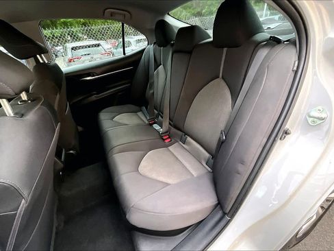 Used 2023 Toyota Camry LE FWD image 20