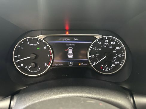 Certified 2025 Nissan Sentra SV image 22