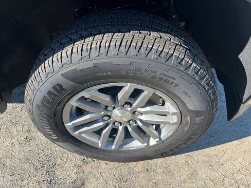 New 2025 Chevrolet Colorado LT w/ LT Convenience Package image 23