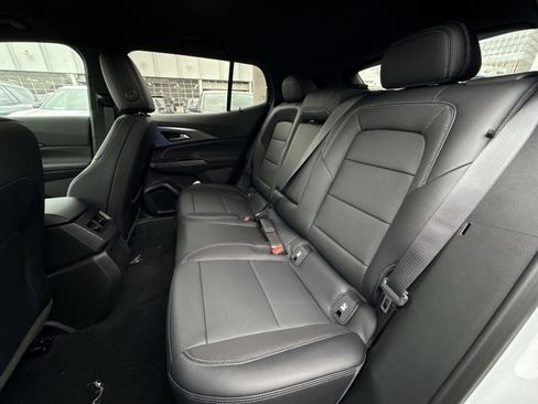 New 2026 Chevrolet Equinox EV LT image 24